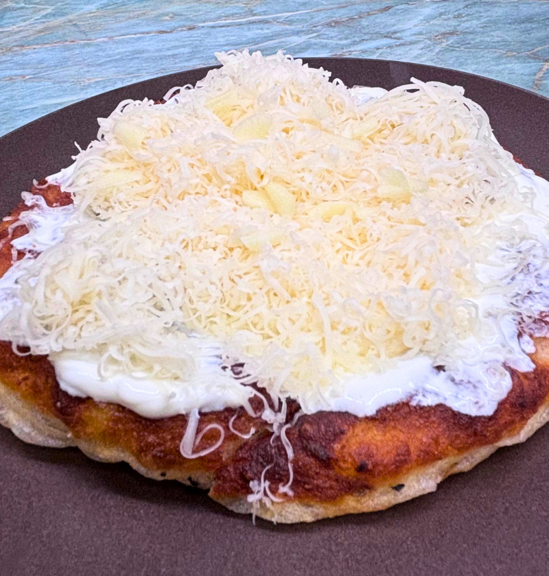 Burgonyás lángos egyedi kép